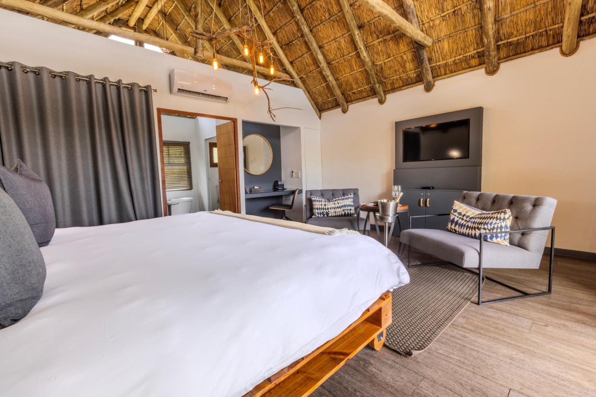 Cradle Boutique Hotel Lanseria Exterior photo